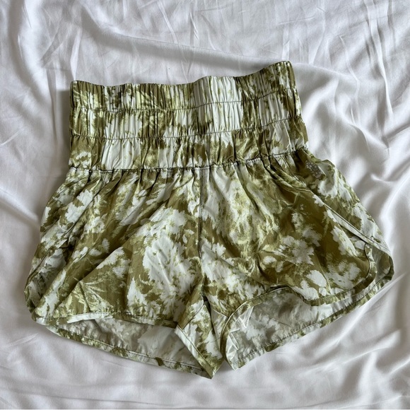 NWOT Free People Movement the way home green shorts XS - Picture 4 of 10